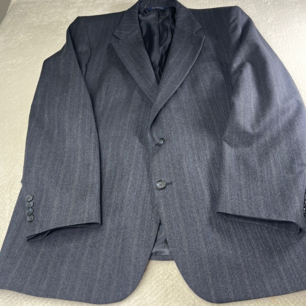 Burberrys Mens Gray Pinstripe Wool Blazer Sport Coat Business Career